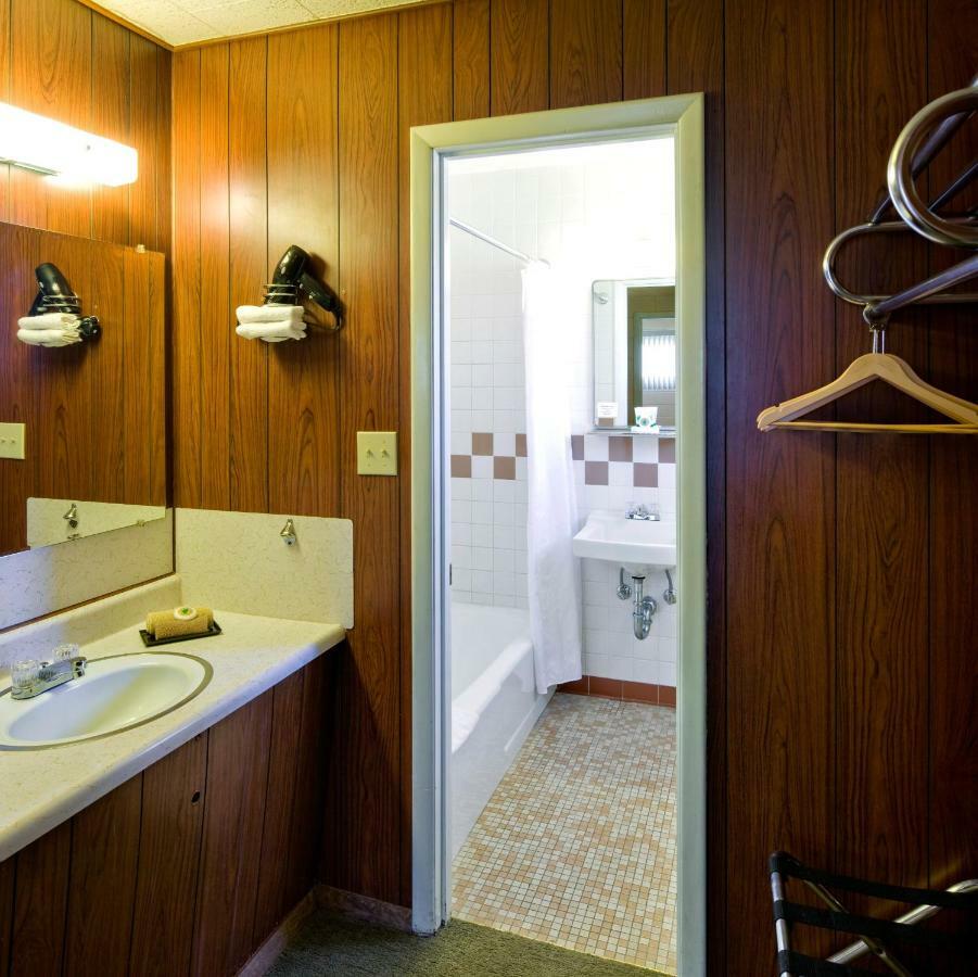 Sunset Motel Moriarty Εξωτερικό φωτογραφία